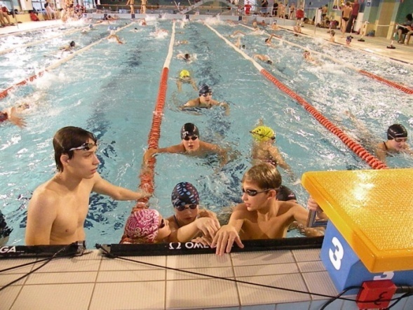8 medali ostrołęckich pływaków na zawodach w Mławie - zdjęcie #3 - eOstroleka.pl