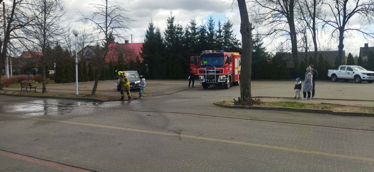 Lany Poniedziałek w Parafii pw. św. Bartłomieja Apostoła w Baranowie [6.04.2026] - zdjęcie #12 - eOstroleka.pl