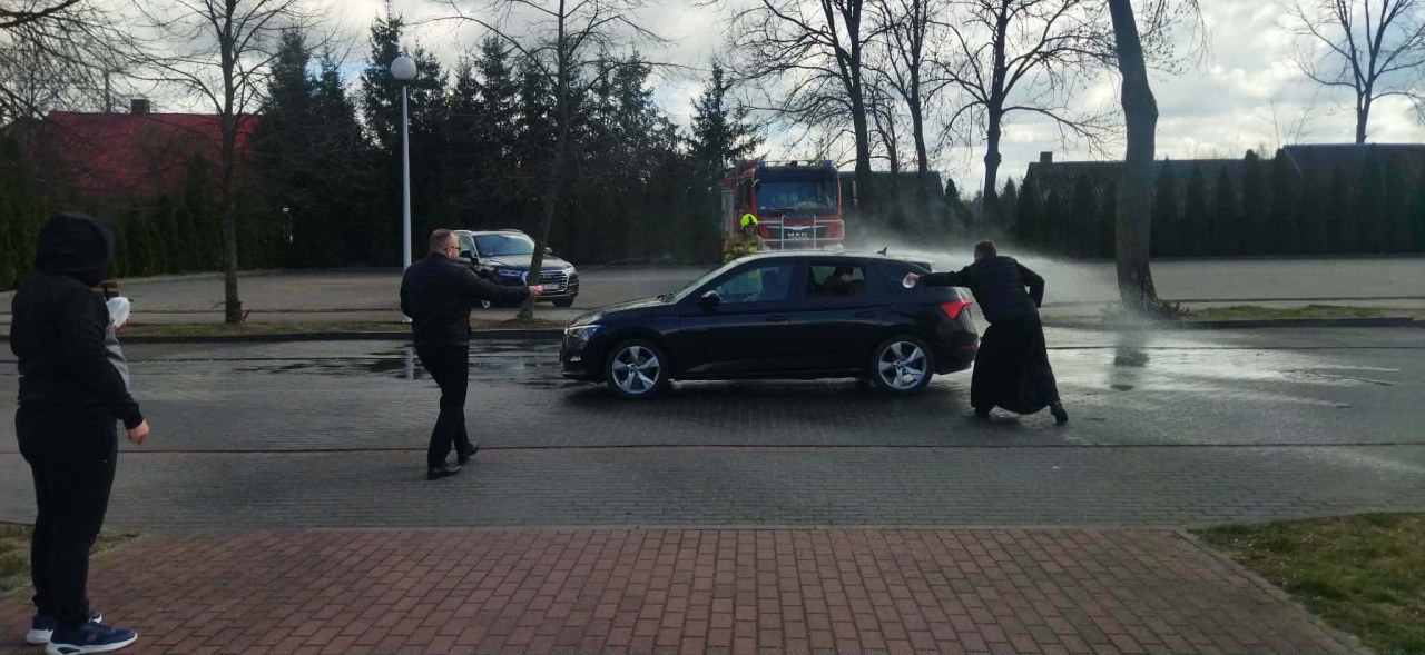 Lany Poniedziałek w Parafii pw. św. Bartłomieja Apostoła w Baranowie [6.04.2026] - zdjęcie #5 - eOstroleka.pl