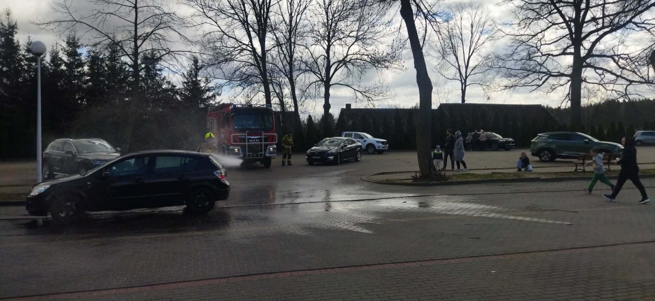 Lany Poniedziałek w Parafii pw. św. Bartłomieja Apostoła w Baranowie [6.04.2026] - zdjęcie #4 - eOstroleka.pl