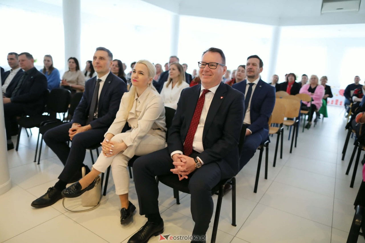 Wiceminister rolnictwa z wizytą w Baranowie [07.04.2026] - zdjęcie #13 - eOstroleka.pl