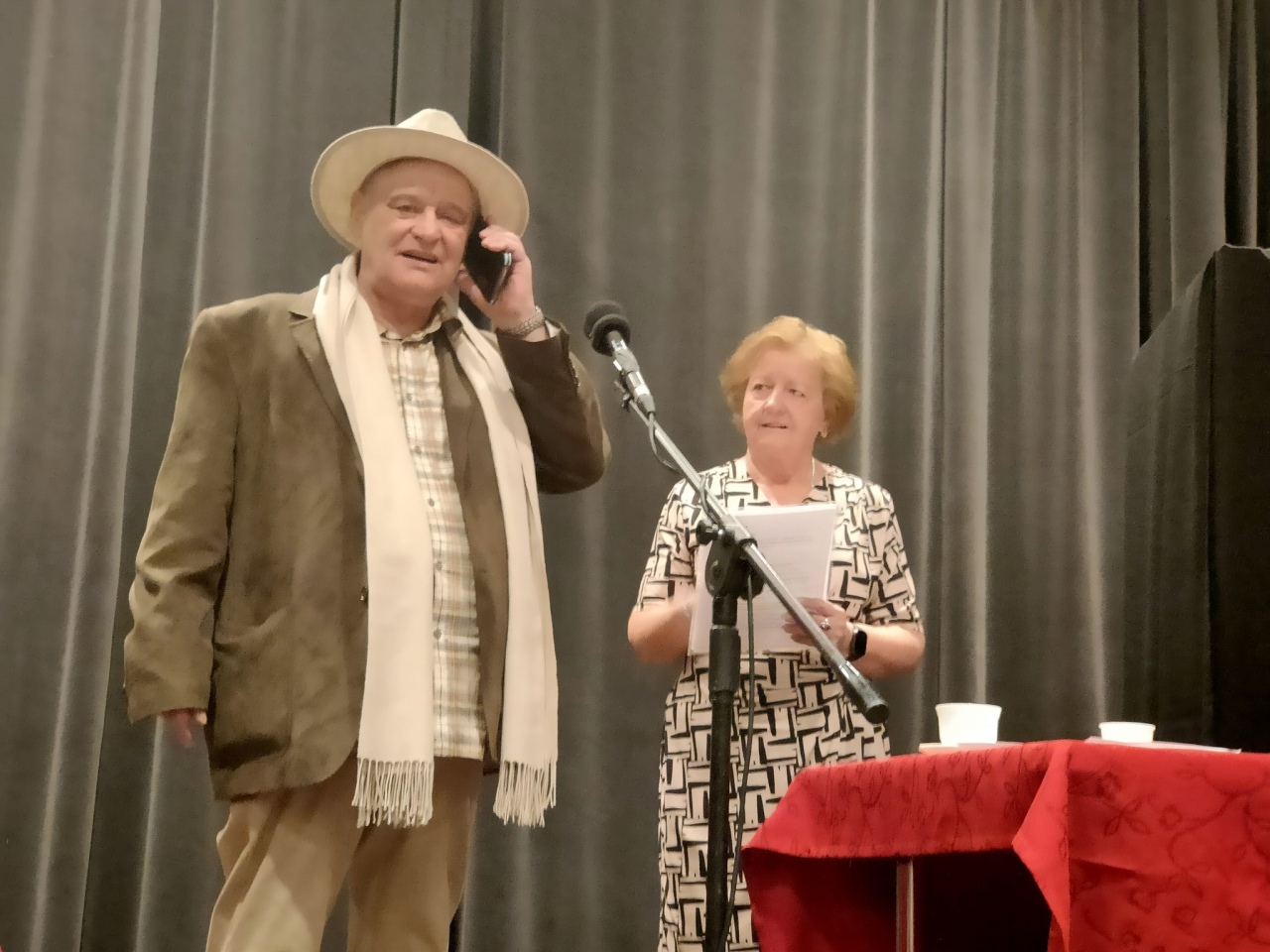Wiosenny spektakl w Ostrołęckim Uniwersytecie Trzeciego Wieku [01.04.2026] - zdjęcie #73 - eOstroleka.pl