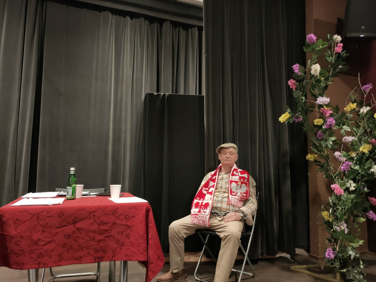 Wiosenny spektakl w Ostrołęckim Uniwersytecie Trzeciego Wieku [01.04.2026] - zdjęcie #67 - eOstroleka.pl