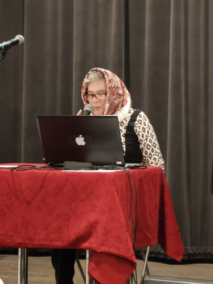 Wiosenny spektakl w Ostrołęckim Uniwersytecie Trzeciego Wieku [01.04.2026] - zdjęcie #1 - eOstroleka.pl