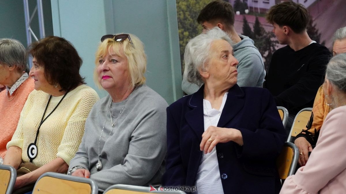 Zakończenie 3. edycji projektu Międzypokoleniowe Pasje w Zespole Szkół Zawodowych nr 1 [09.04.2026] - zdjęcie #95 - eOstroleka.pl