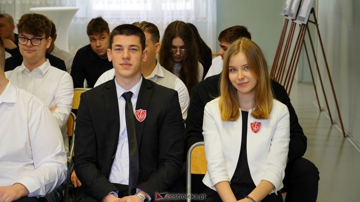 Zakończenie 3. edycji projektu Międzypokoleniowe Pasje w Zespole Szkół Zawodowych nr 1 [09.04.2026] - zdjęcie #87 - eOstroleka.pl
