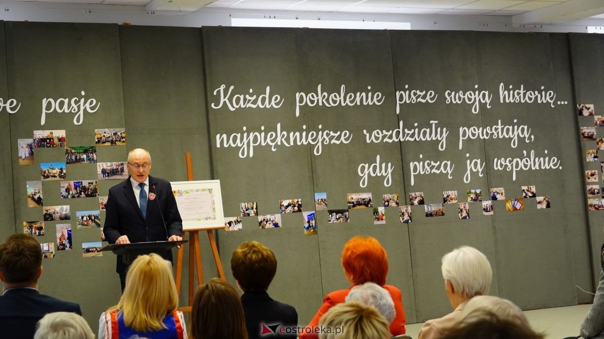 Zakończenie 3. edycji projektu Międzypokoleniowe Pasje w Zespole Szkół Zawodowych nr 1 [09.04.2026] - zdjęcie #61 - eOstroleka.pl