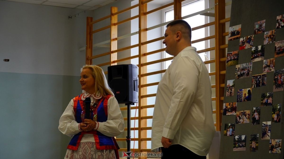 Zakończenie 3. edycji projektu Międzypokoleniowe Pasje w Zespole Szkół Zawodowych nr 1 [09.04.2026] - zdjęcie #50 - eOstroleka.pl