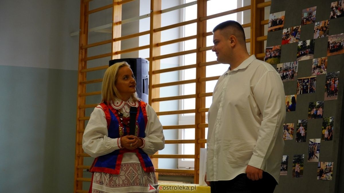 Zakończenie 3. edycji projektu Międzypokoleniowe Pasje w Zespole Szkół Zawodowych nr 1 [09.04.2026] - zdjęcie #47 - eOstroleka.pl