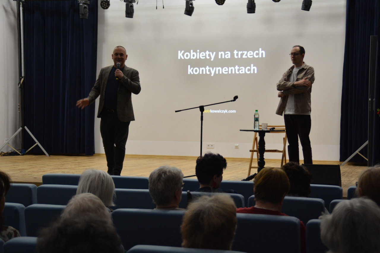 “Kobiety na trzech kontynentach” - wykład Uniwersytetu Trzeciego Wieku w Kadzidle [09.04.2026] - zdjęcie #18 - eOstroleka.pl