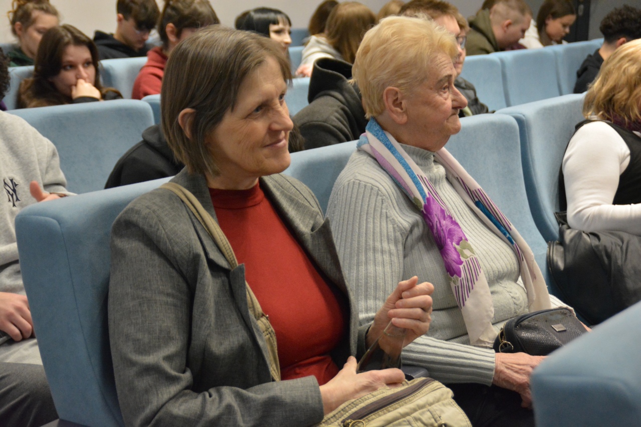 “Kobiety na trzech kontynentach” - wykład Uniwersytetu Trzeciego Wieku w Kadzidle [09.04.2026] - zdjęcie #17 - eOstroleka.pl