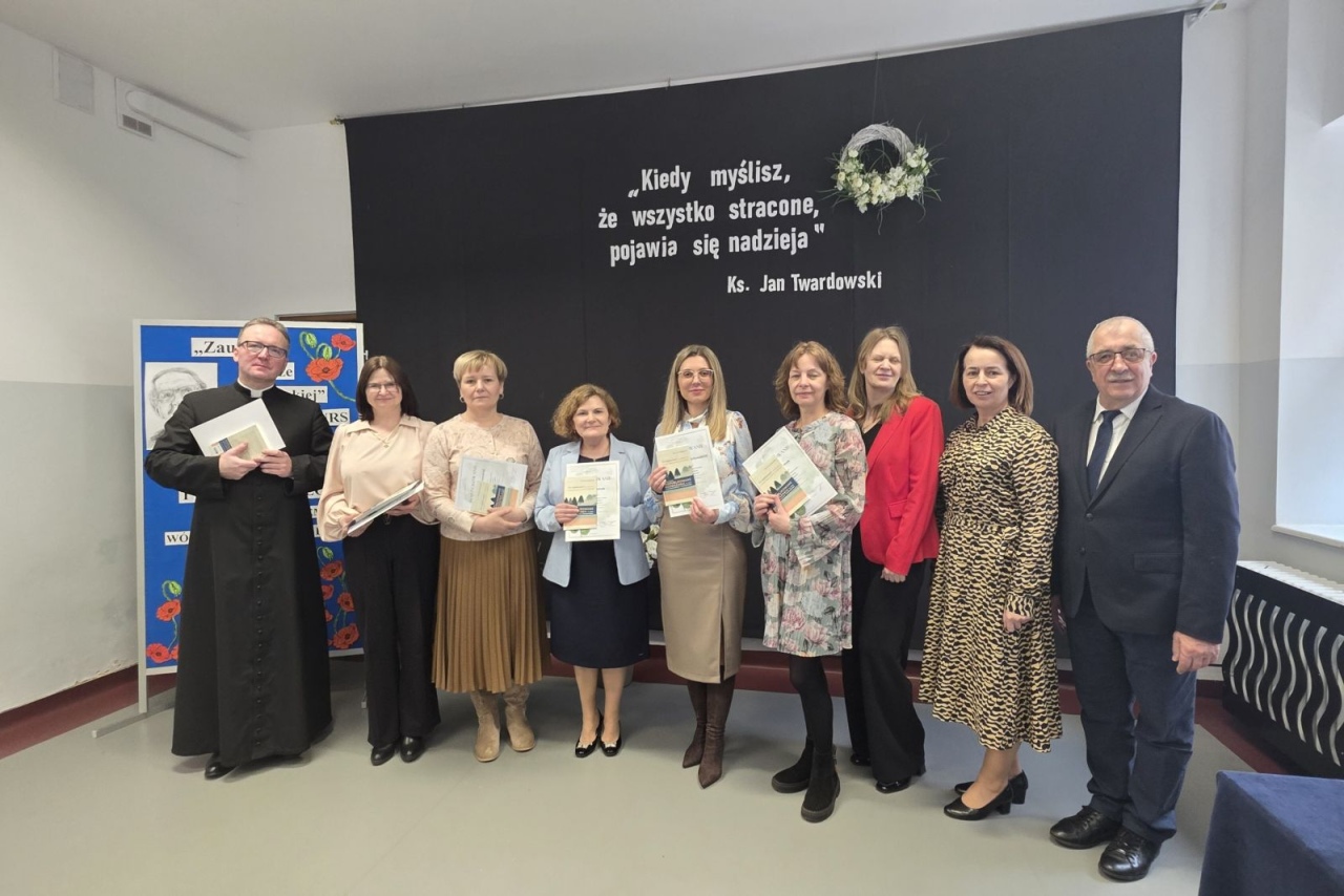 XVI Konkurs Recytatorski Poezji Ks. Jana Twardowskiego w Chudku [25.03.2026] - zdjęcie #1 - eOstroleka.pl