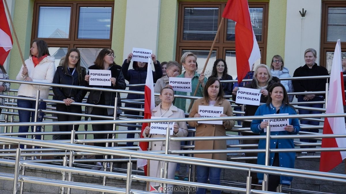 Protest pracowników ZUS trwa. Popieram Ostrołęka [10.04.2026] - zdjęcie #9 - eOstroleka.pl