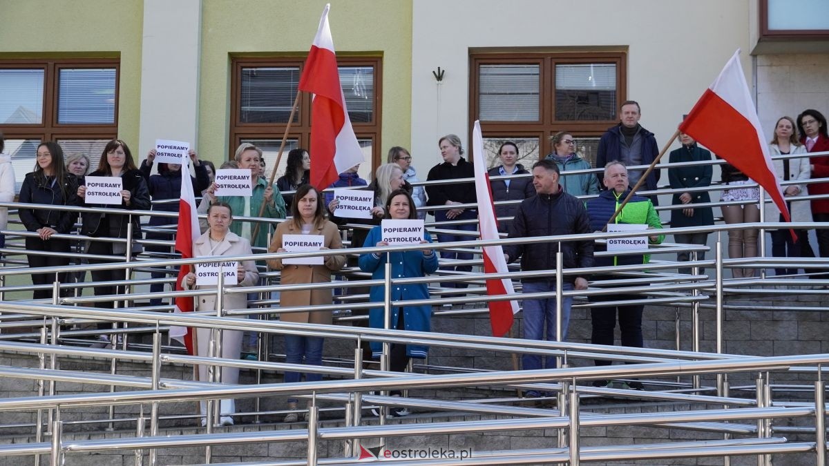 Protest pracowników ZUS trwa. Popieram Ostrołęka [10.04.2026] - zdjęcie #7 - eOstroleka.pl
