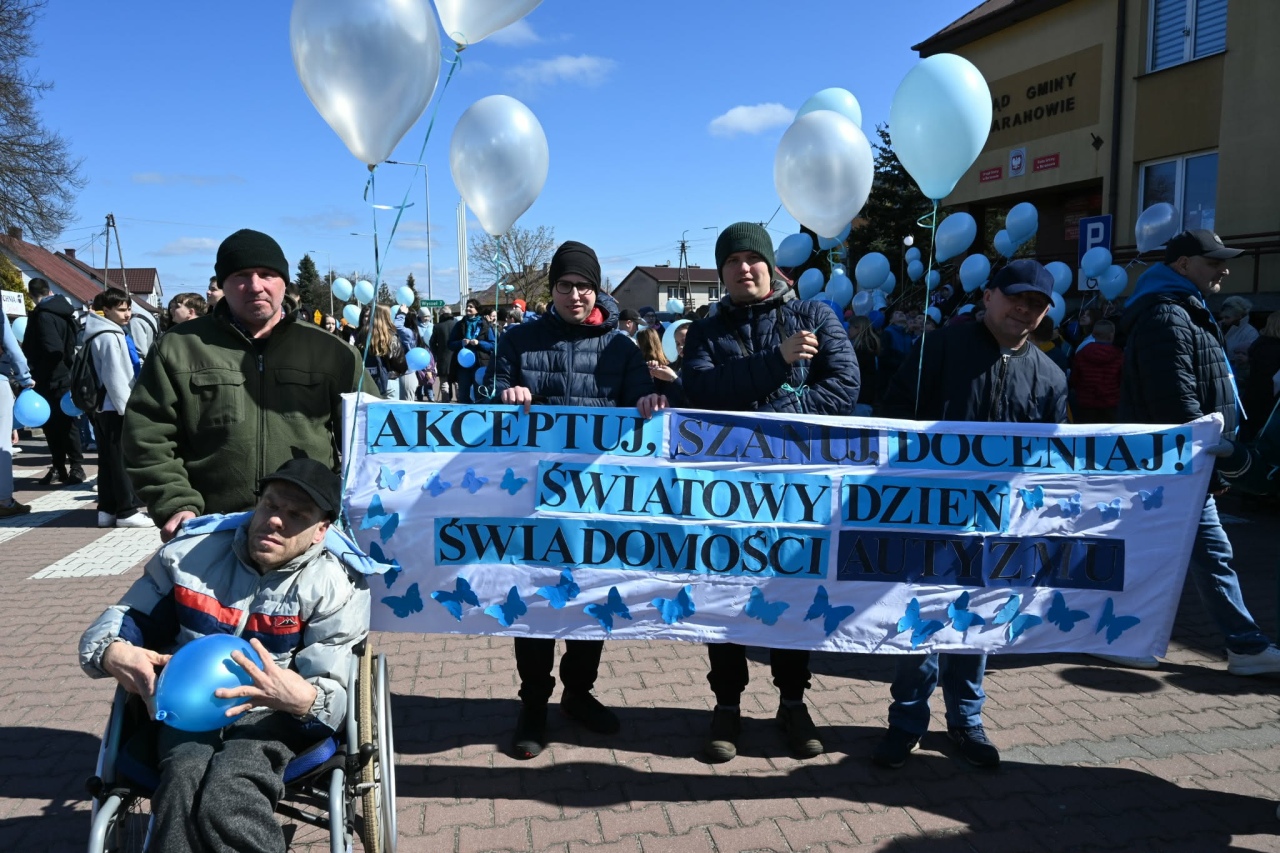 Niebieski Marsz w Baranowie w ramach Światowego Dnia Świadomości Autyzmu [10.04.2026] - zdjęcie #15 - eOstroleka.pl