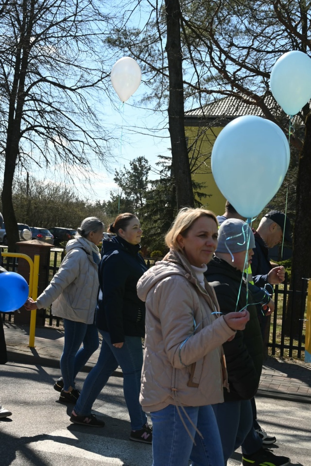 Niebieski Marsz w Baranowie w ramach Światowego Dnia Świadomości Autyzmu [10.04.2026] - zdjęcie #14 - eOstroleka.pl