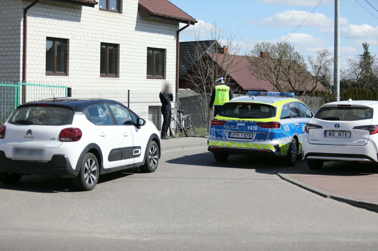 Kolizja z rowerzystą w Kadzidle [11.04.2026] - zdjęcie #6 - eOstroleka.pl