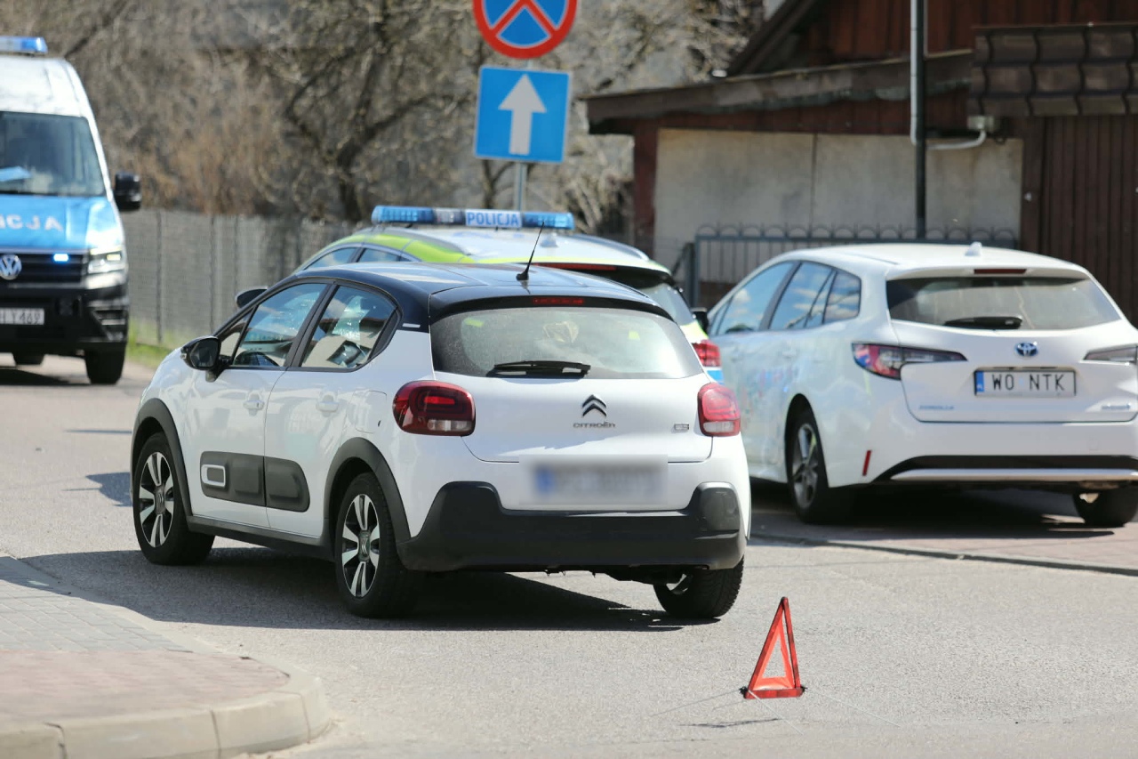 Kolizja z rowerzystą w Kadzidle [11.04.2026] - zdjęcie #4 - eOstroleka.pl