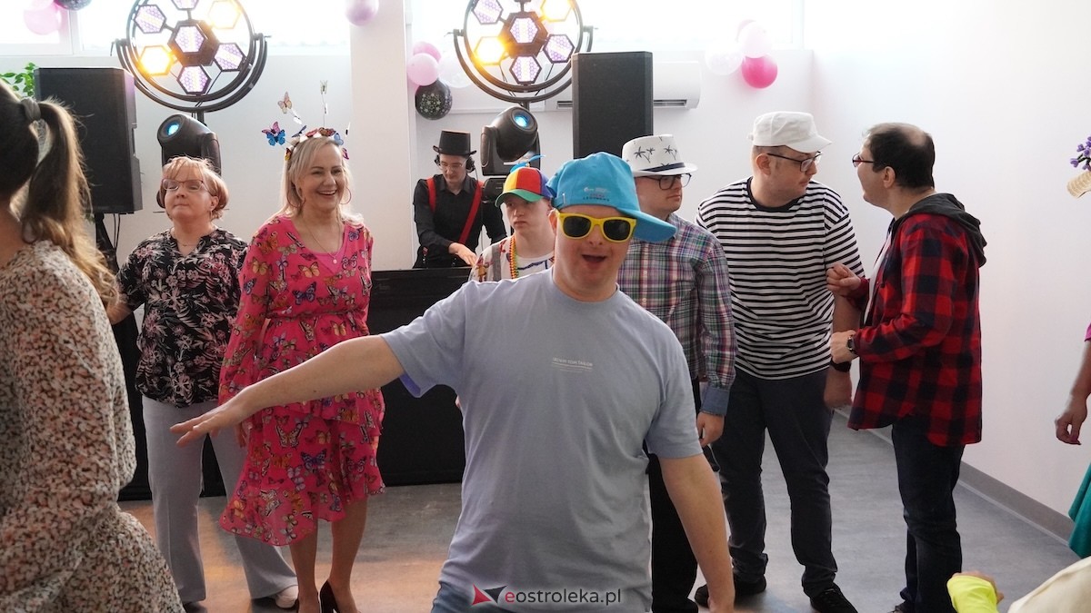 Bal Radości WTZ Motylki [11.04.2026] - zdjęcie #50 - eOstroleka.pl