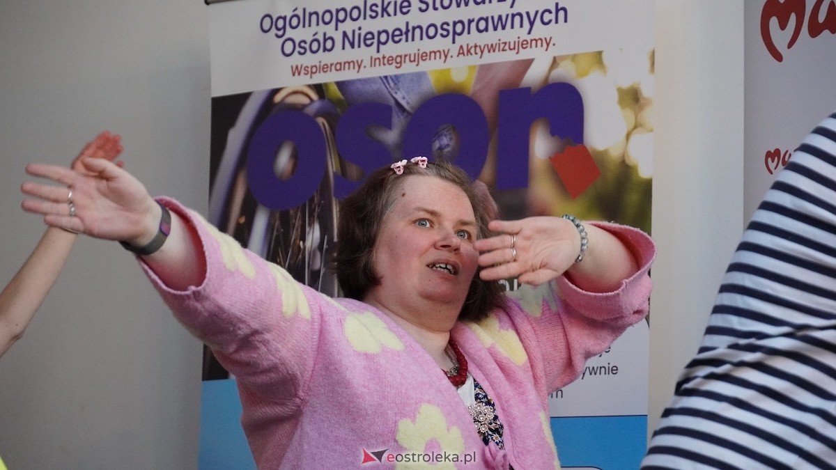 Bal Radości WTZ Motylki [11.04.2026] - zdjęcie #24 - eOstroleka.pl