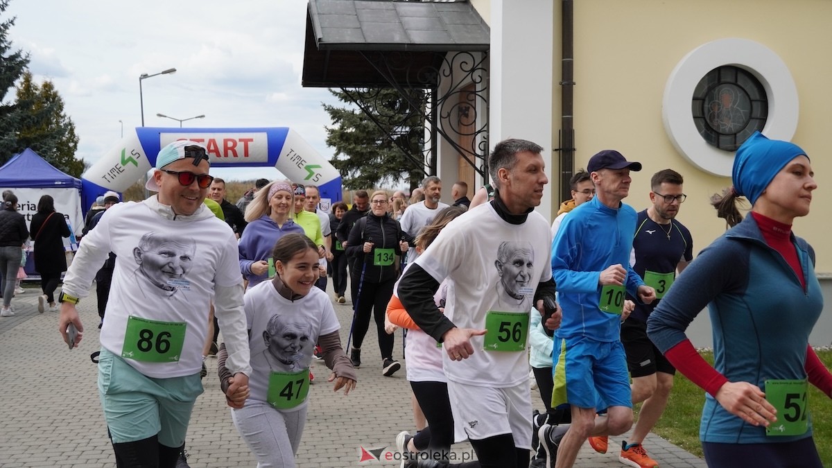 XII Bieg Papieski w Ostrołęce [12.04.2026] - zdjęcie #14 - eOstroleka.pl