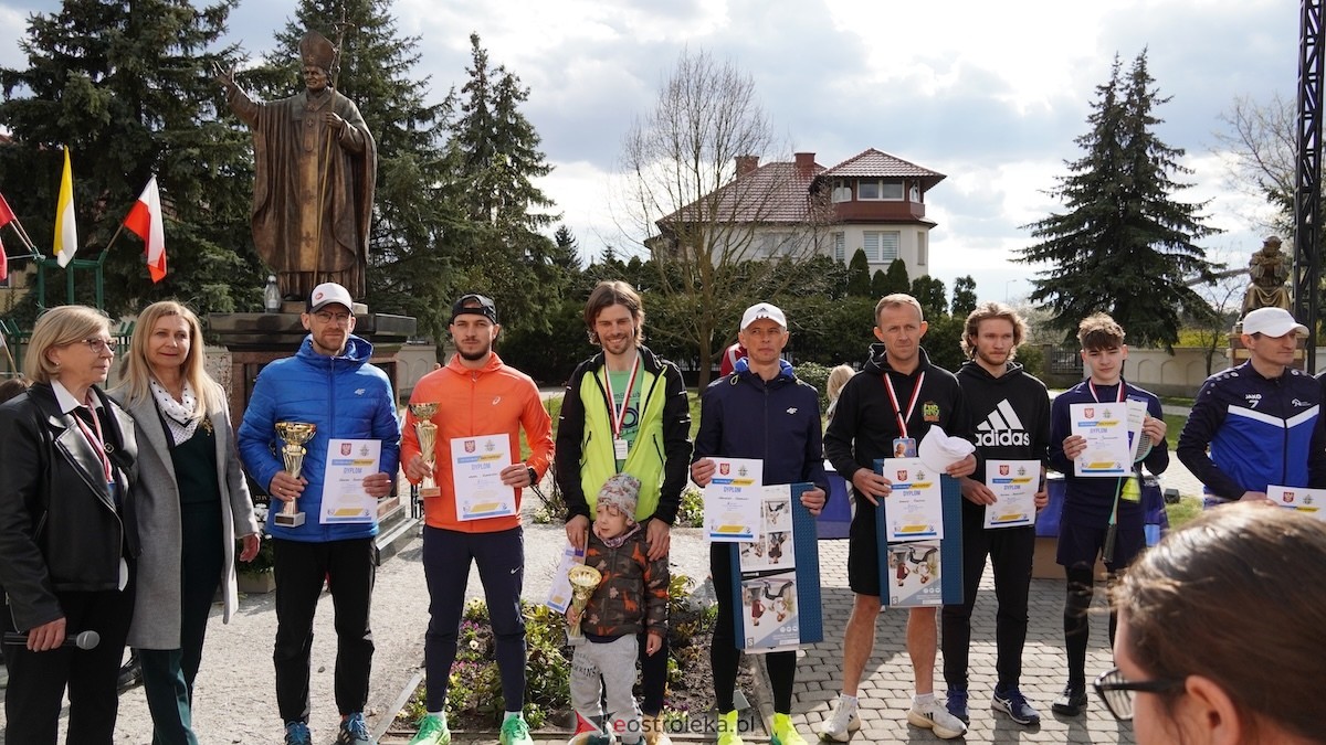 XII Bieg Papieski w Ostrołęce [12.04.2026] - zdjęcie #55 - eOstroleka.pl