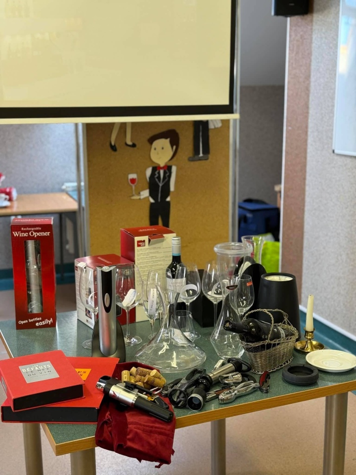 Warsztaty sommelierskie w ZSZ nr 4 w Ostrołęce - zdjęcie #18 - eOstroleka.pl