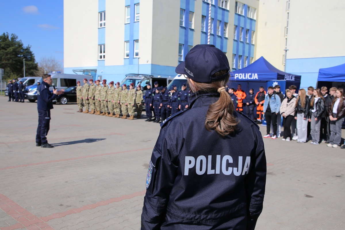 Dzień otwarty w Komendzie Miejskiej Policji w Ostrołęce [13.04.2026] - zdjęcie #11 - eOstroleka.pl