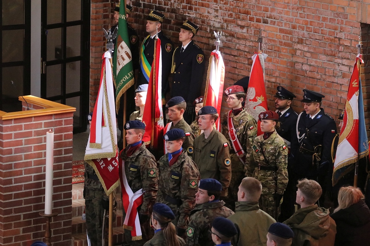 Obchody rocznicy zbrodni katyńskiej w Ostrołęce [13.04.2026] - zdjęcie #104 - eOstroleka.pl