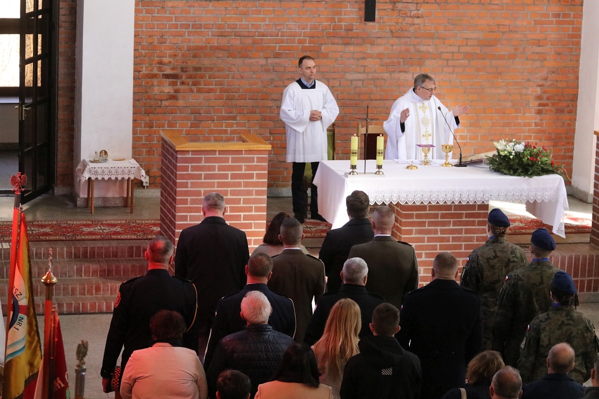 Obchody rocznicy zbrodni katyńskiej w Ostrołęce [13.04.2026] - zdjęcie #98 - eOstroleka.pl