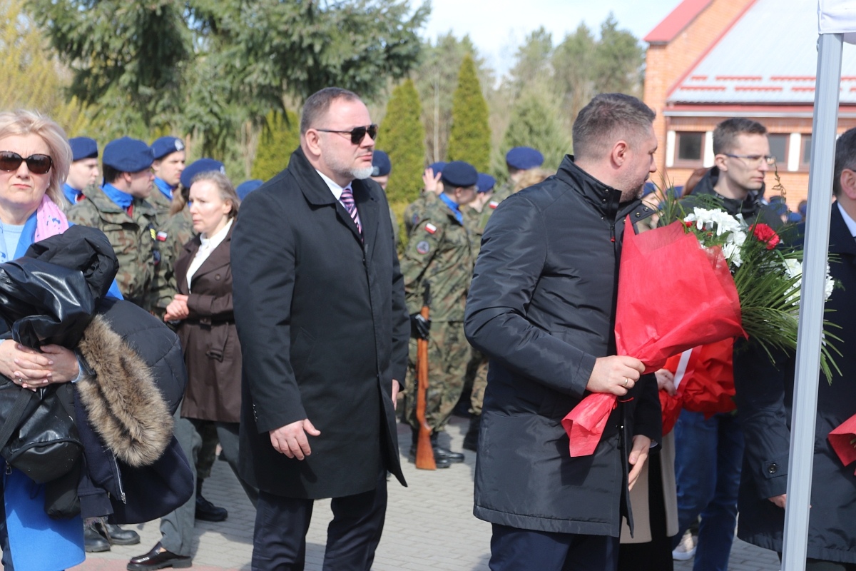 Obchody rocznicy zbrodni katyńskiej w Ostrołęce [13.04.2026] - zdjęcie #71 - eOstroleka.pl