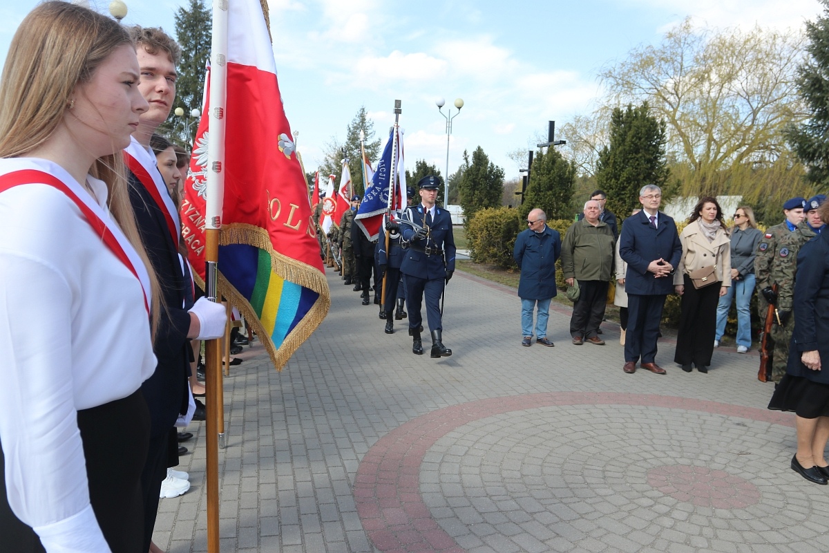 Obchody rocznicy zbrodni katyńskiej w Ostrołęce [13.04.2026] - zdjęcie #54 - eOstroleka.pl