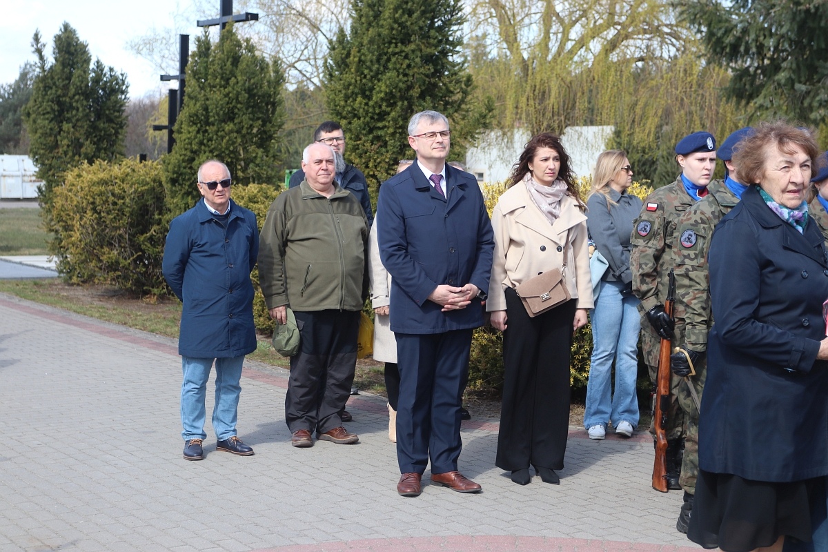 Obchody rocznicy zbrodni katyńskiej w Ostrołęce [13.04.2026] - zdjęcie #48 - eOstroleka.pl