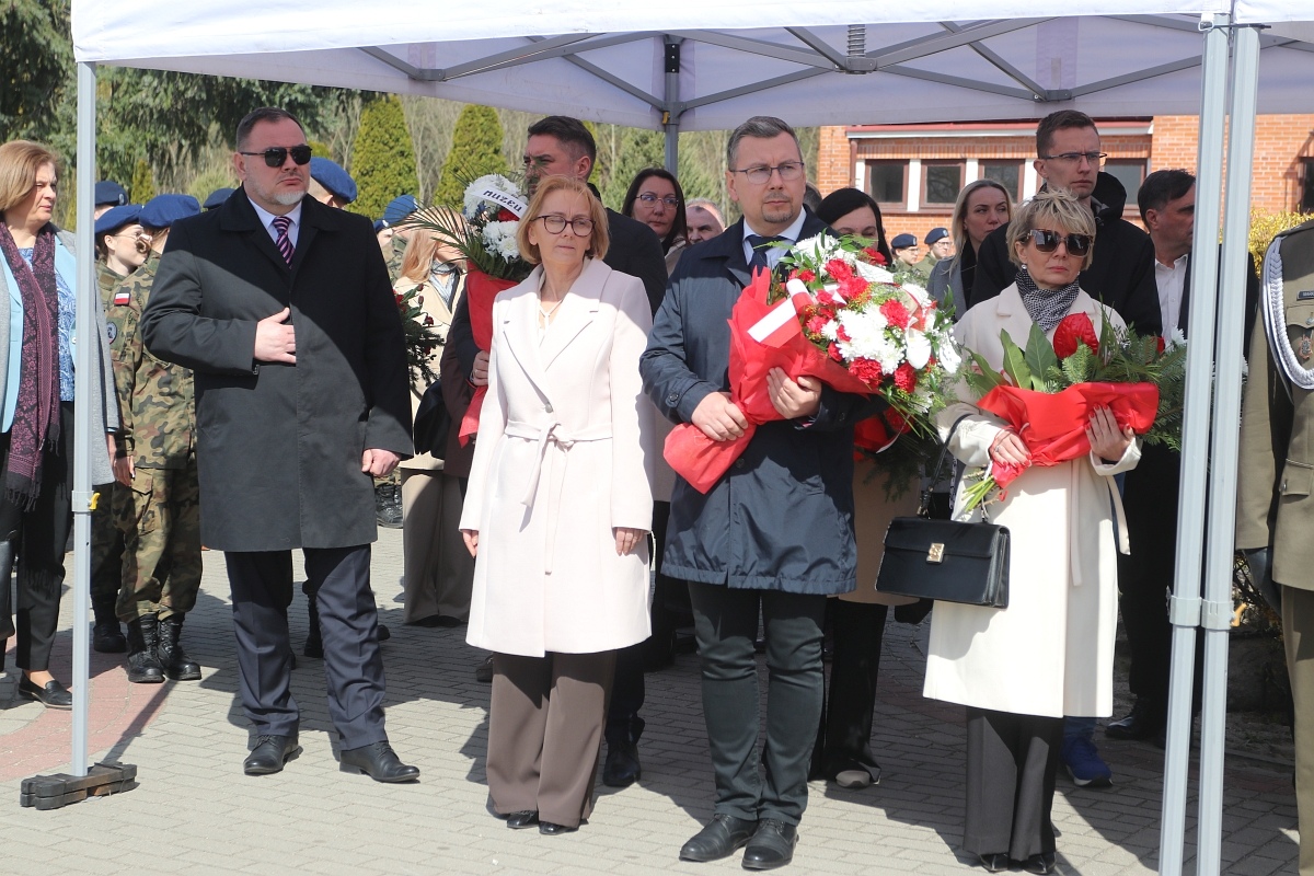 Obchody rocznicy zbrodni katyńskiej w Ostrołęce [13.04.2026] - zdjęcie #78 - eOstroleka.pl