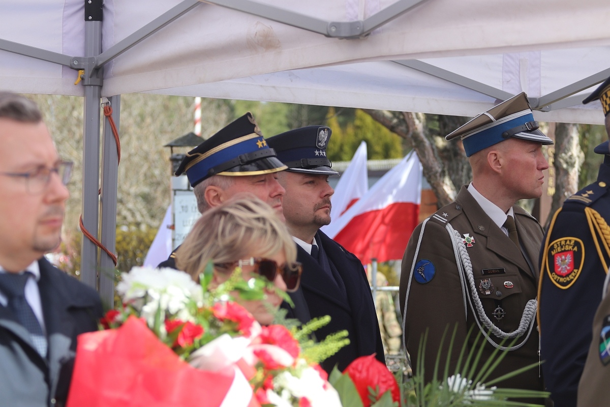 Obchody rocznicy zbrodni katyńskiej w Ostrołęce [13.04.2026] - zdjęcie #61 - eOstroleka.pl