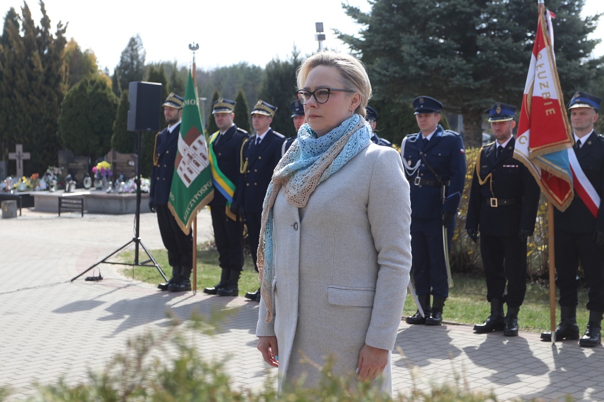 Obchody rocznicy zbrodni katyńskiej w Ostrołęce [13.04.2026] - zdjęcie #34 - eOstroleka.pl