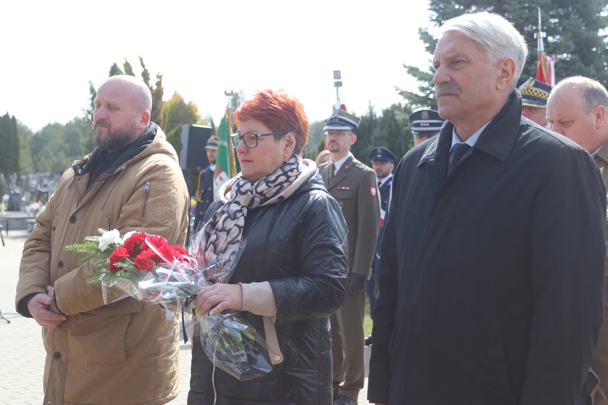 Obchody rocznicy zbrodni katyńskiej w Ostrołęce [13.04.2026] - zdjęcie #26 - eOstroleka.pl