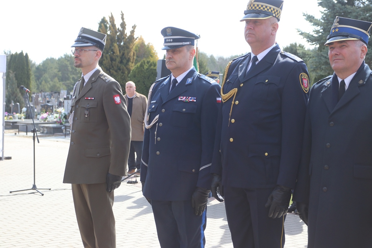 Obchody rocznicy zbrodni katyńskiej w Ostrołęce [13.04.2026] - zdjęcie #15 - eOstroleka.pl