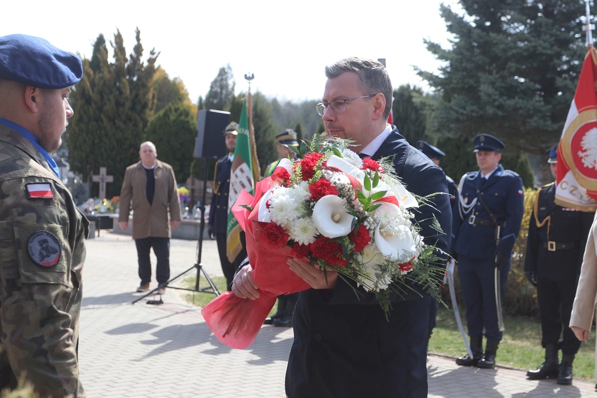 Obchody rocznicy zbrodni katyńskiej w Ostrołęce [13.04.2026] - zdjęcie #11 - eOstroleka.pl