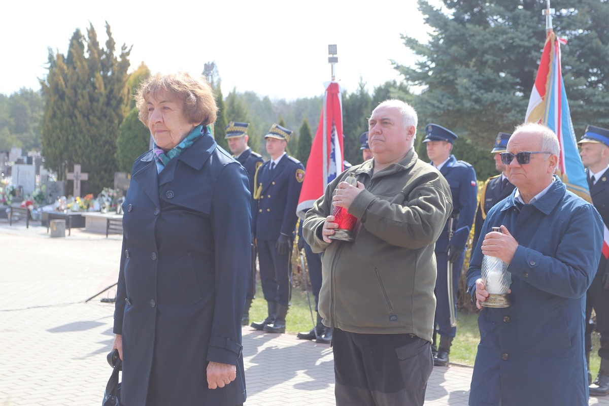 Obchody rocznicy zbrodni katyńskiej w Ostrołęce [13.04.2026] - zdjęcie #3 - eOstroleka.pl