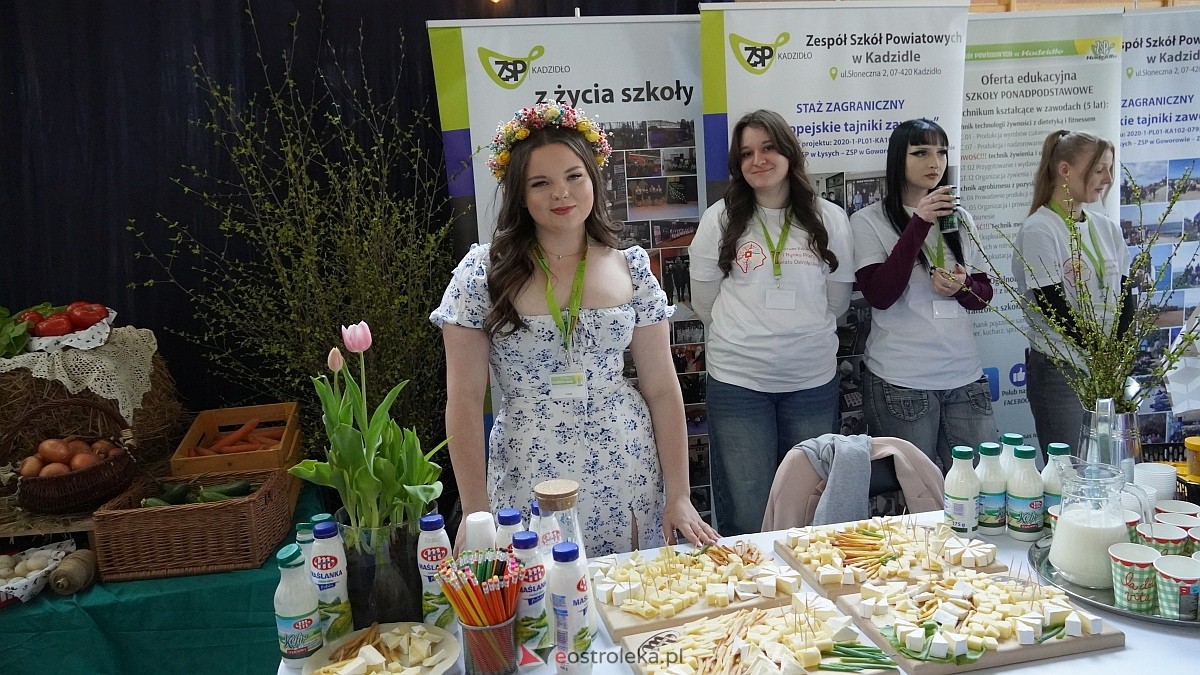 II Forum Edukacji i Rynku Pracy Powiatu Ostrołęckiego [13.04.2026] - zdjęcie #69 - eOstroleka.pl