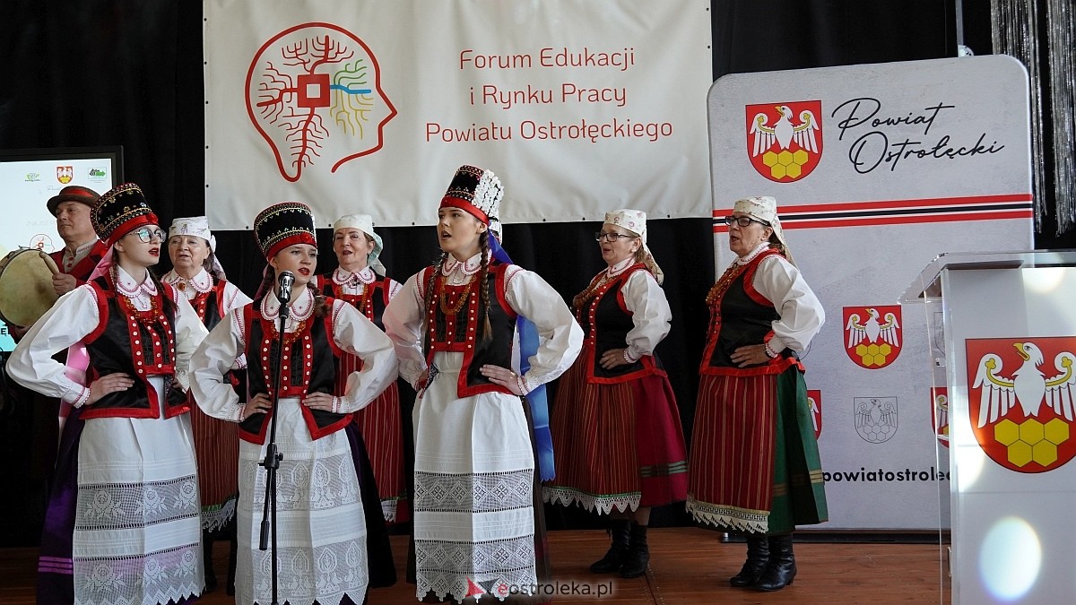II Forum Edukacji i Rynku Pracy Powiatu Ostrołęckiego [13.04.2026] - zdjęcie #51 - eOstroleka.pl