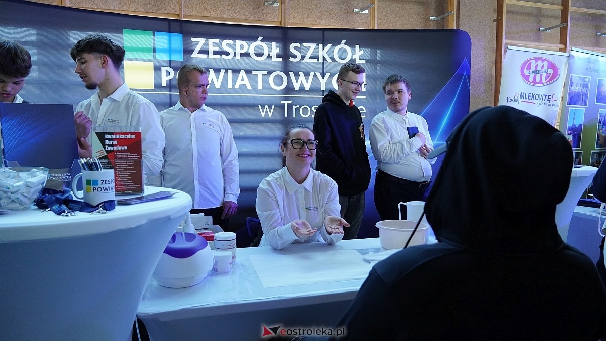 II Forum Edukacji i Rynku Pracy Powiatu Ostrołęckiego [13.04.2026] - zdjęcie #36 - eOstroleka.pl