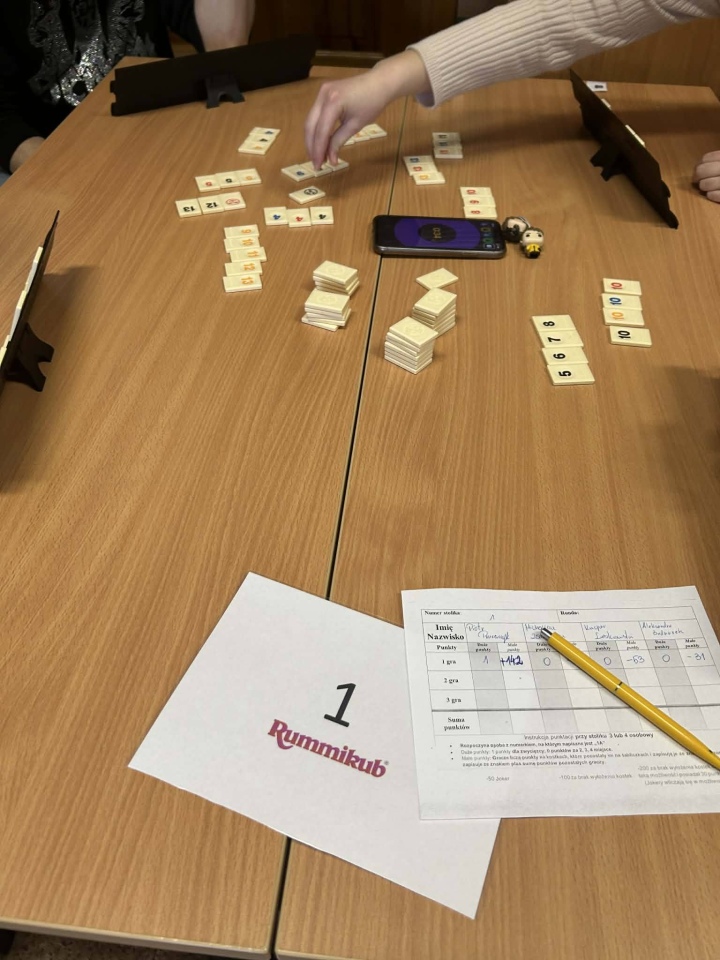 I Międzyszkolny Turniej Rummikub w Ostrołęce [14.04.2026] - zdjęcie #6 - eOstroleka.pl