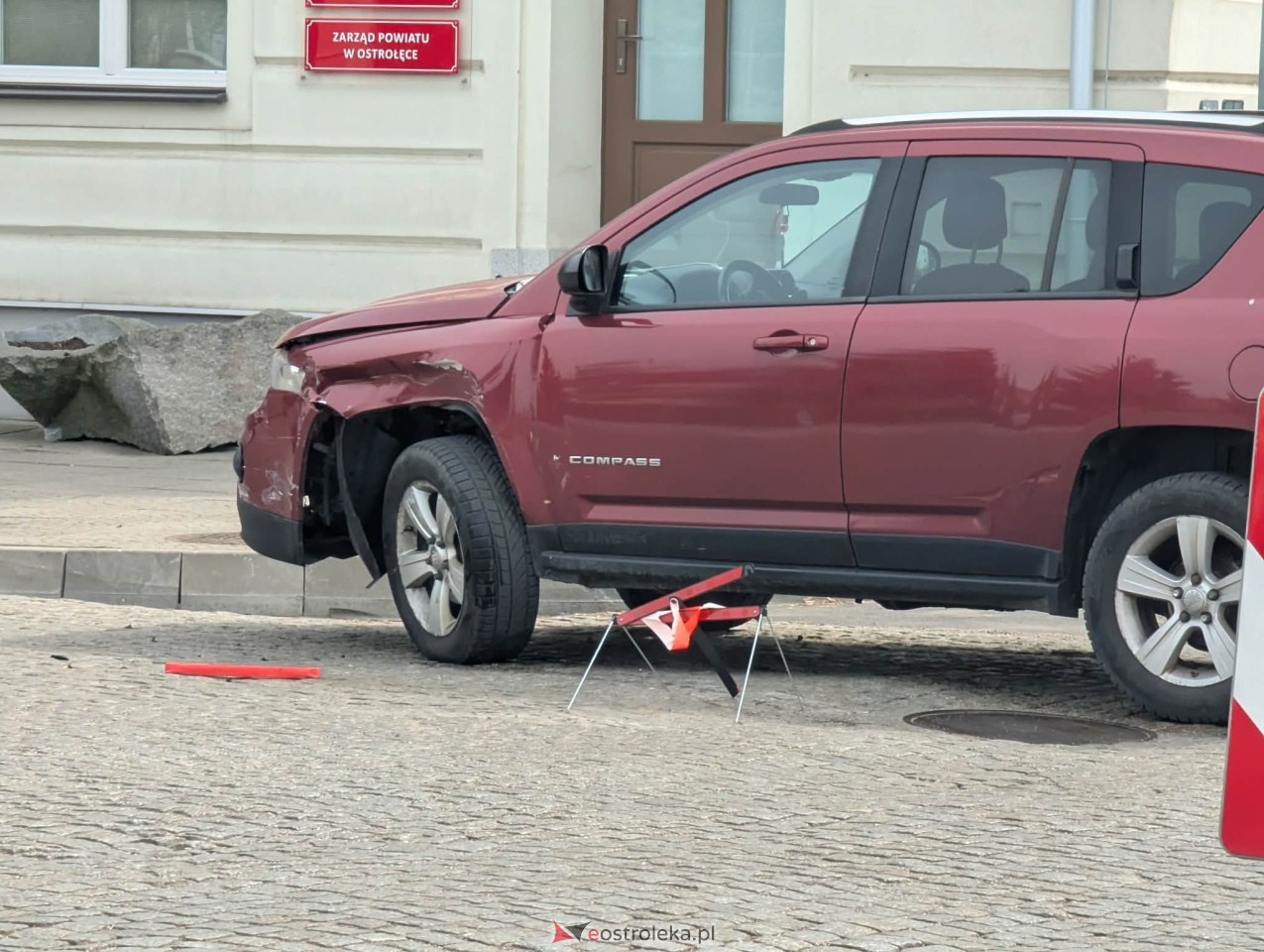 Wypadek na Placu Bema w Ostrołęce [14.04.2026] - zdjęcie #13 - eOstroleka.pl