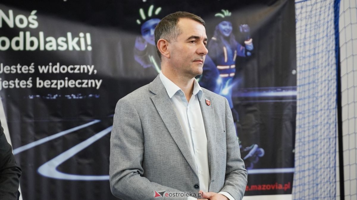 Uczniowie ze Szkoły Podstawowej w Antoniach wzięli udział w kampanii „Jesteś widoczny, jesteś bezpieczny” [15.04.2026] - zdjęcie #61 - eOstroleka.pl