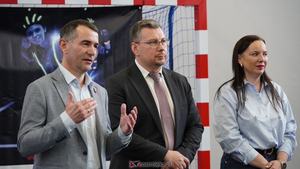 Uczniowie ze Szkoły Podstawowej w Antoniach wzięli udział w kampanii „Jesteś widoczny, jesteś bezpieczny” [15.04.2026] - zdjęcie #45 - eOstroleka.pl