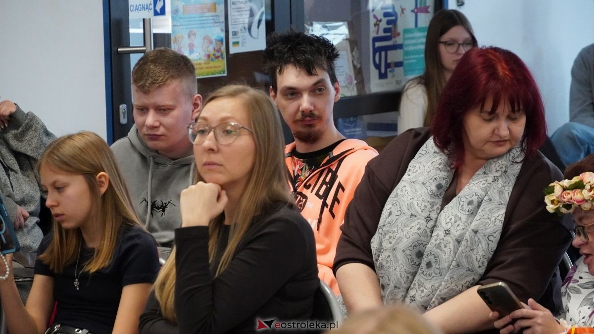 Eliminacje do konkursu wokalnego „Złoty Głos Powiatu Ostrołęckiego” [15.04.2026] - zdjęcie #52 - eOstroleka.pl