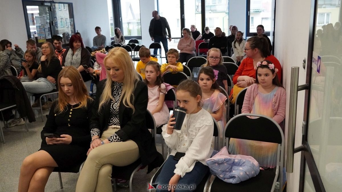 Eliminacje do konkursu wokalnego „Złoty Głos Powiatu Ostrołęckiego” [15.04.2026] - zdjęcie #48 - eOstroleka.pl