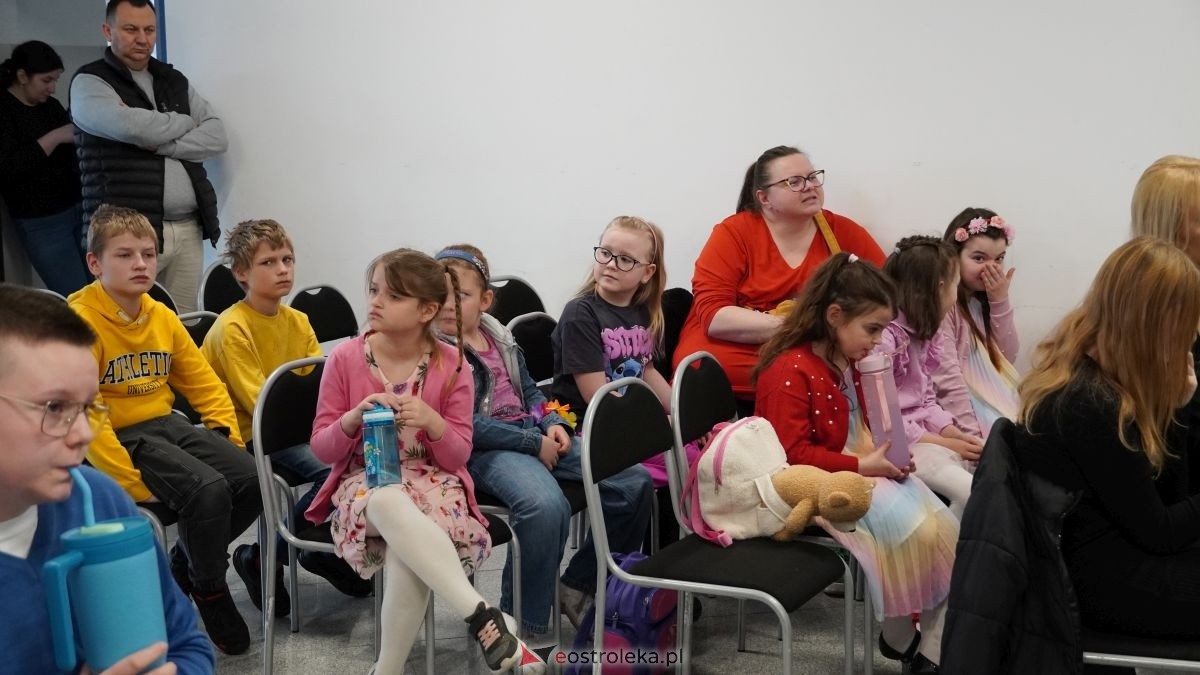 Eliminacje do konkursu wokalnego „Złoty Głos Powiatu Ostrołęckiego” [15.04.2026] - zdjęcie #39 - eOstroleka.pl